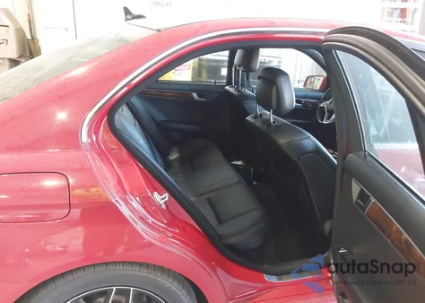 2013 Mercedes-Benz C 250 Sport from USA, damaged, VIN WDDGF4HB4DR261312